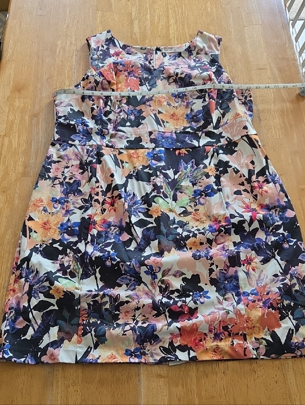 Floral Sleeveless Mini Dress in Multicolor